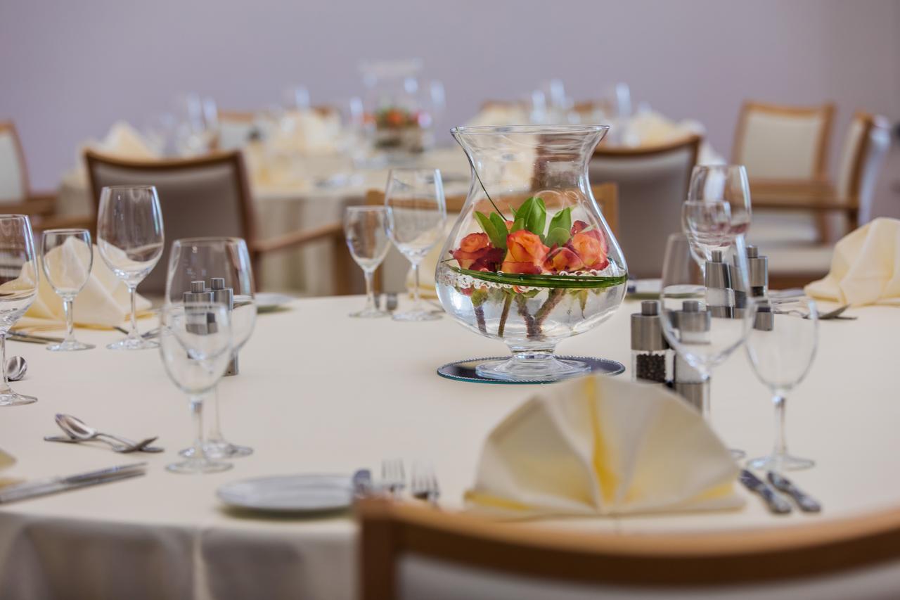 Tertianum Residenza Al Parco Appartements & Restaurant Muralto ภายนอก รูปภาพ
